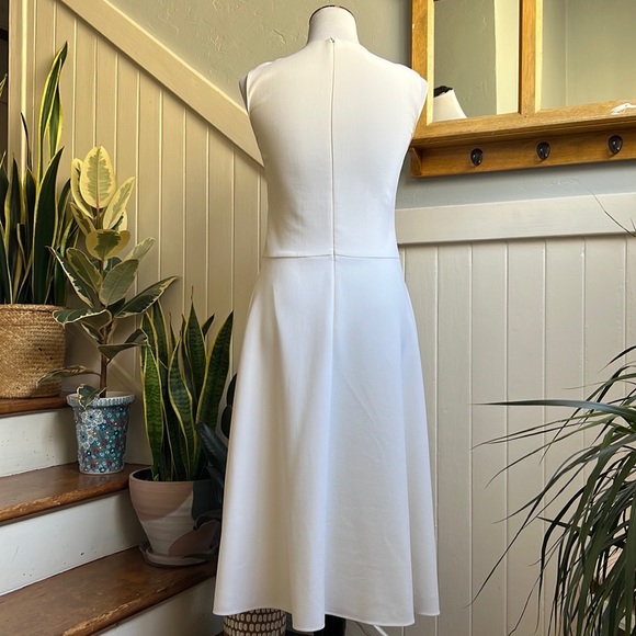 Ralph Lauren Collection Purple Label Wool Sleeveless Embroidered Dress in Cream - Picture 4 of 14